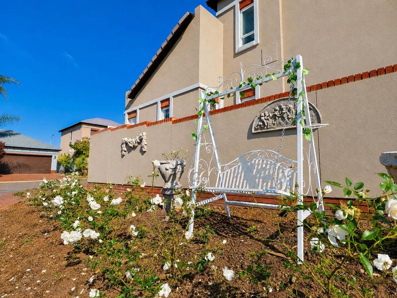 4 Bedroom Property for Sale in Midstream Estate Gauteng