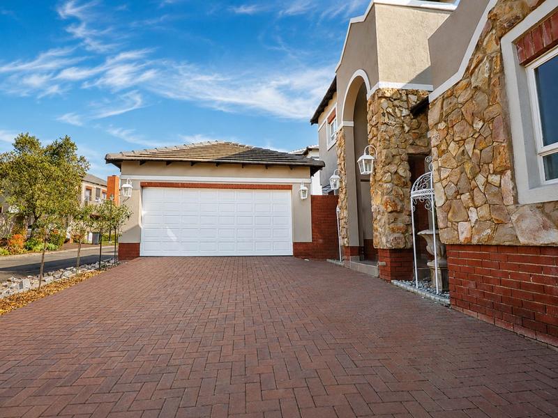 4 Bedroom Property for Sale in Midstream Estate Gauteng