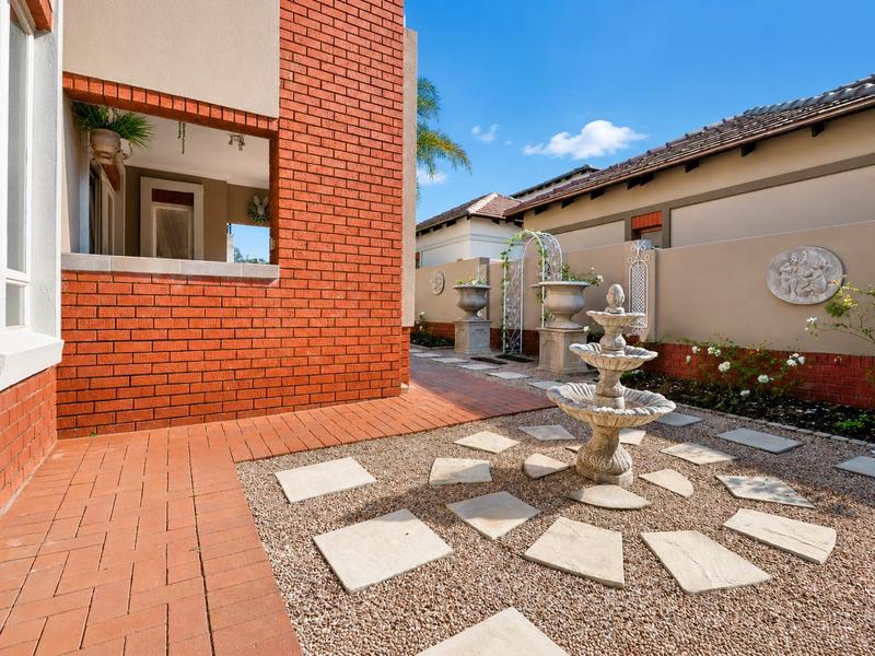 4 Bedroom Property for Sale in Midstream Estate Gauteng