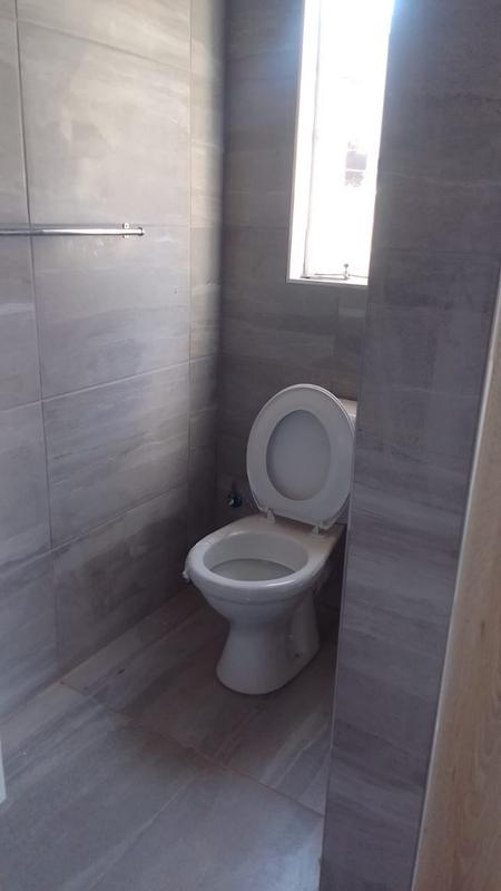 To Let 1 Bedroom Property for Rent in Horison View Gauteng