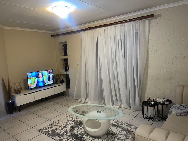 2 Bedroom Property for Sale in Winchester Hills Gauteng