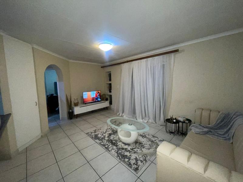 2 Bedroom Property for Sale in Winchester Hills Gauteng