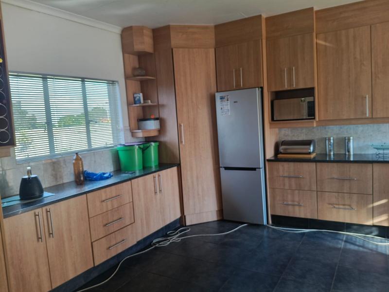 4 Bedroom Property for Sale in Discovery Gauteng
