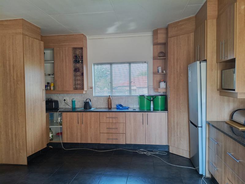 4 Bedroom Property for Sale in Discovery Gauteng