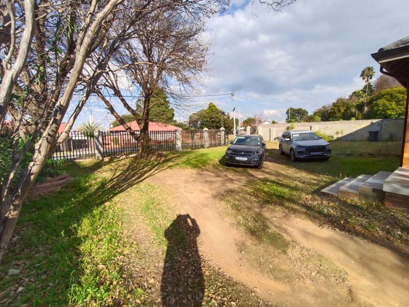 4 Bedroom Property for Sale in Discovery Gauteng