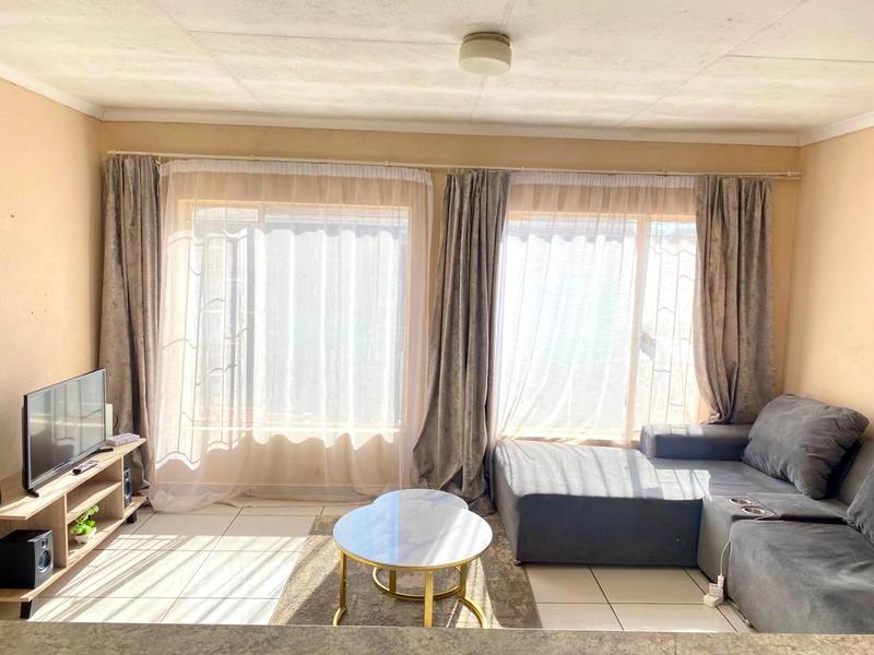 2 Bedroom Property for Sale in Groblerpark Gauteng