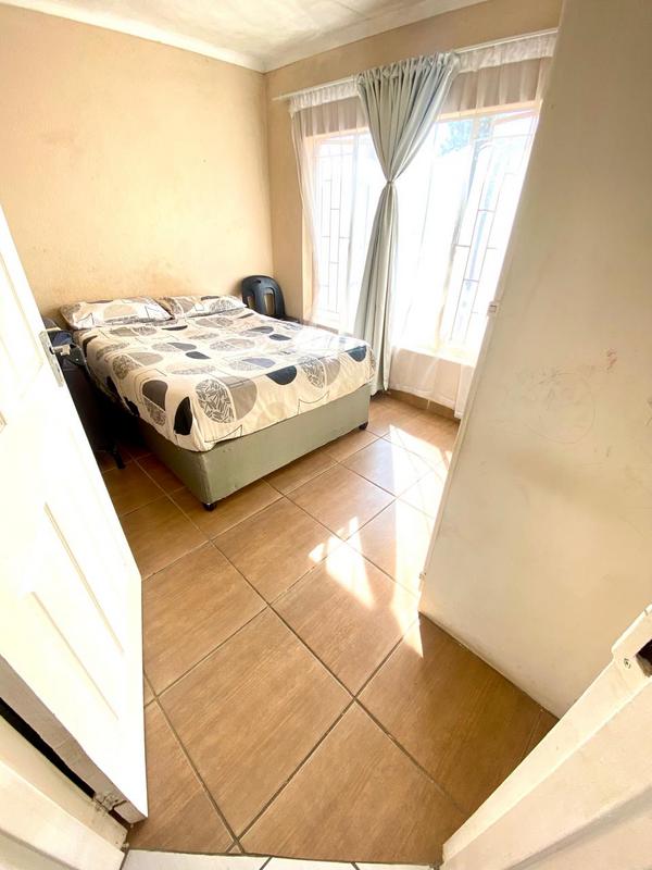 2 Bedroom Property for Sale in Groblerpark Gauteng
