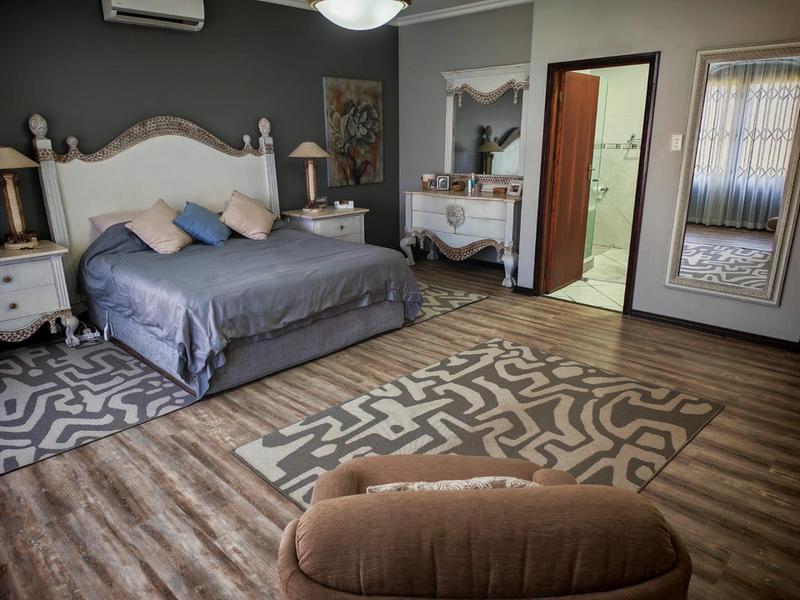 4 Bedroom Property for Sale in Vanderbijlpark SW 5 Gauteng