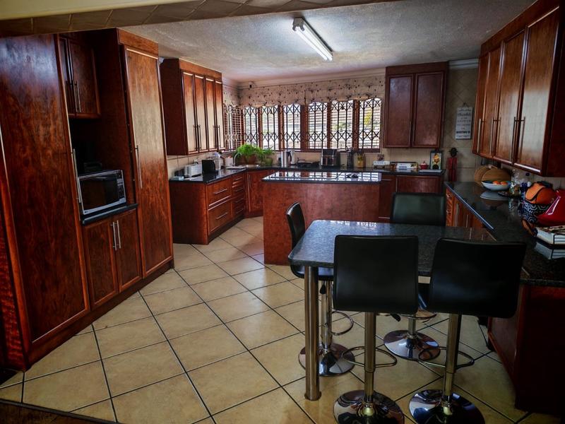 4 Bedroom Property for Sale in Vanderbijlpark SW 5 Gauteng