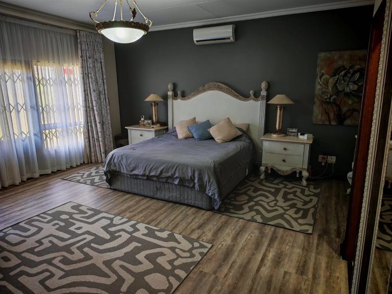 4 Bedroom Property for Sale in Vanderbijlpark SW 5 Gauteng