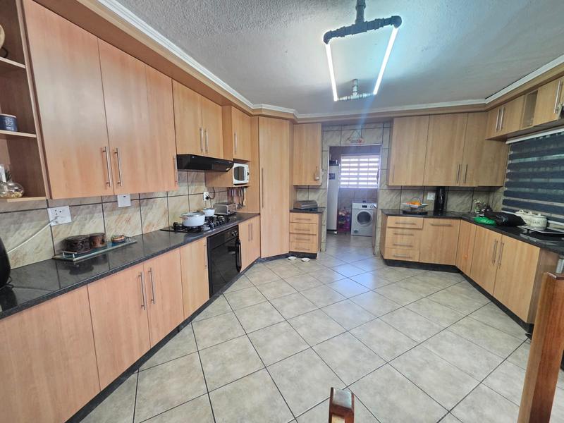 4 Bedroom Property for Sale in Riversdale Gauteng