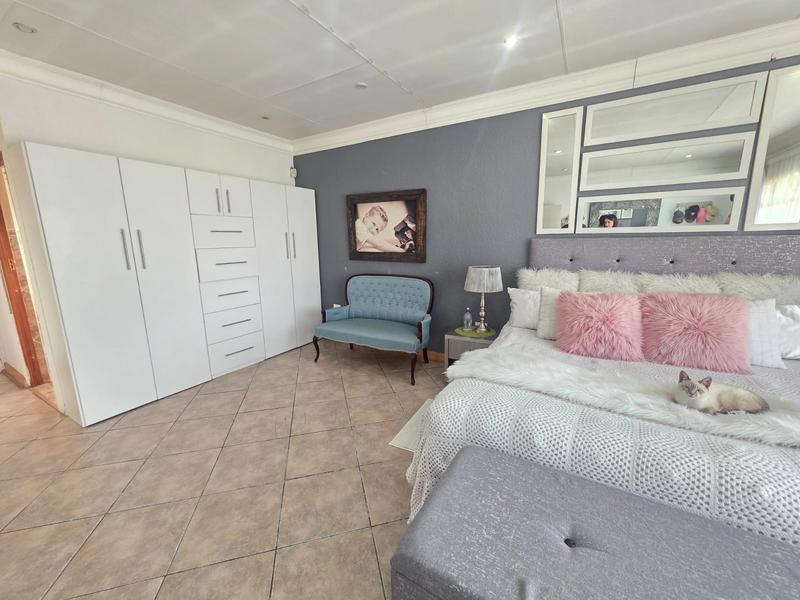 4 Bedroom Property for Sale in Riversdale Gauteng