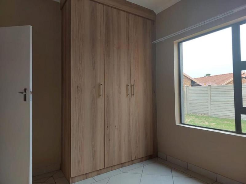 To Let 2 Bedroom Property for Rent in Riversdale Gauteng