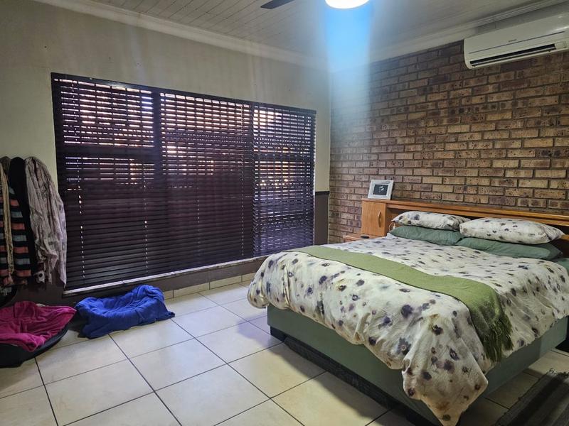 3 Bedroom Property for Sale in Flora Gardens Gauteng