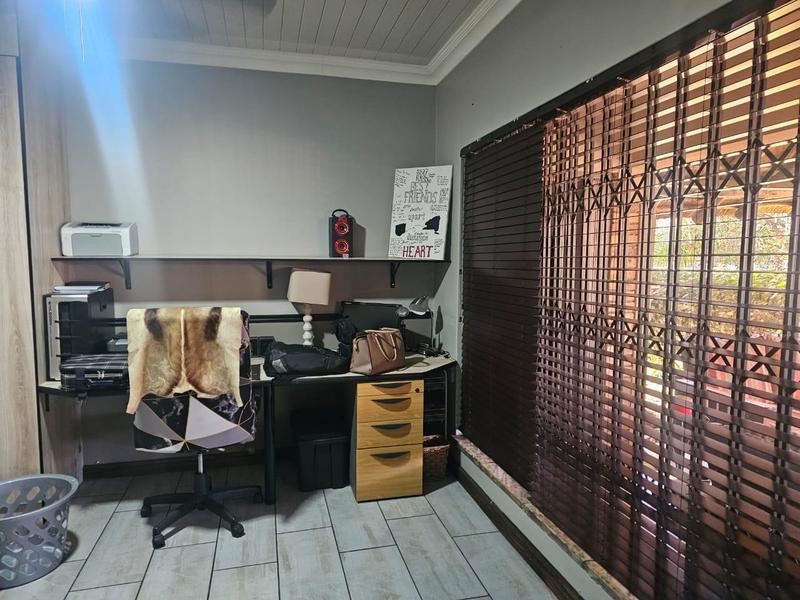 3 Bedroom Property for Sale in Flora Gardens Gauteng