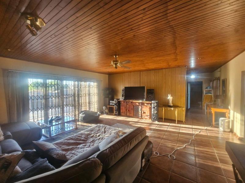 3 Bedroom Property for Sale in Flora Gardens Gauteng