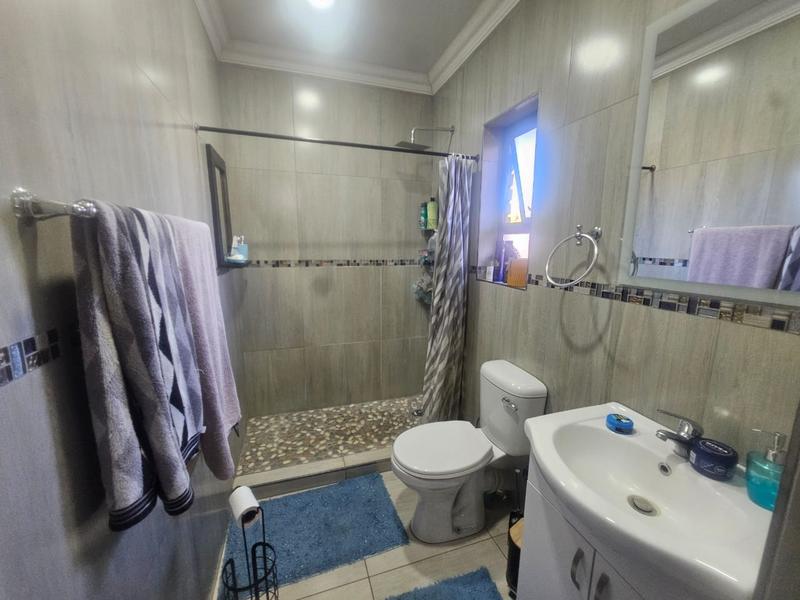 3 Bedroom Property for Sale in Flora Gardens Gauteng