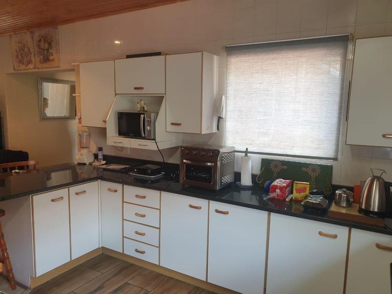 3 Bedroom Property for Sale in Flora Gardens Gauteng