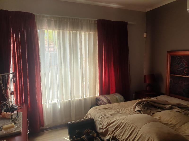 3 Bedroom Property for Sale in Flora Gardens Gauteng