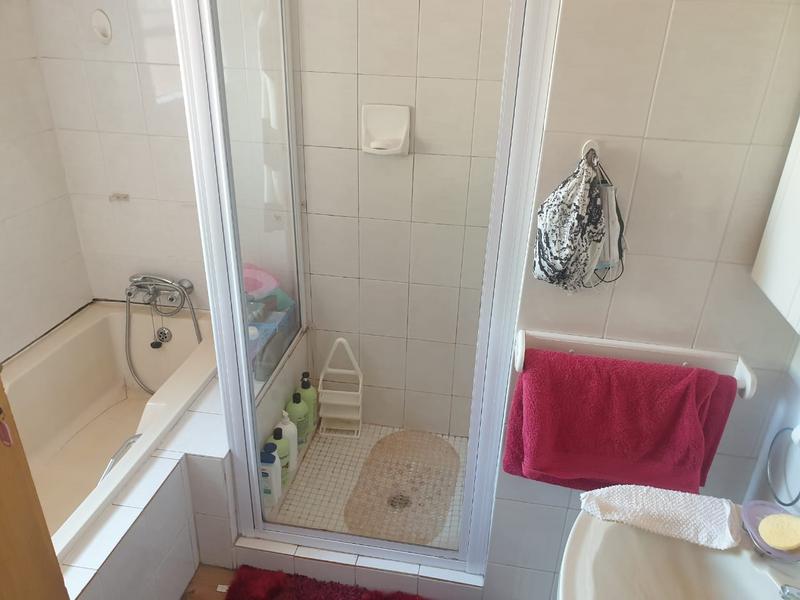 3 Bedroom Property for Sale in Flora Gardens Gauteng