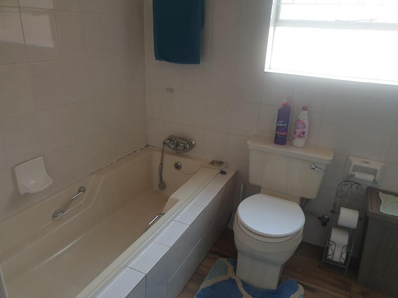 3 Bedroom Property for Sale in Flora Gardens Gauteng
