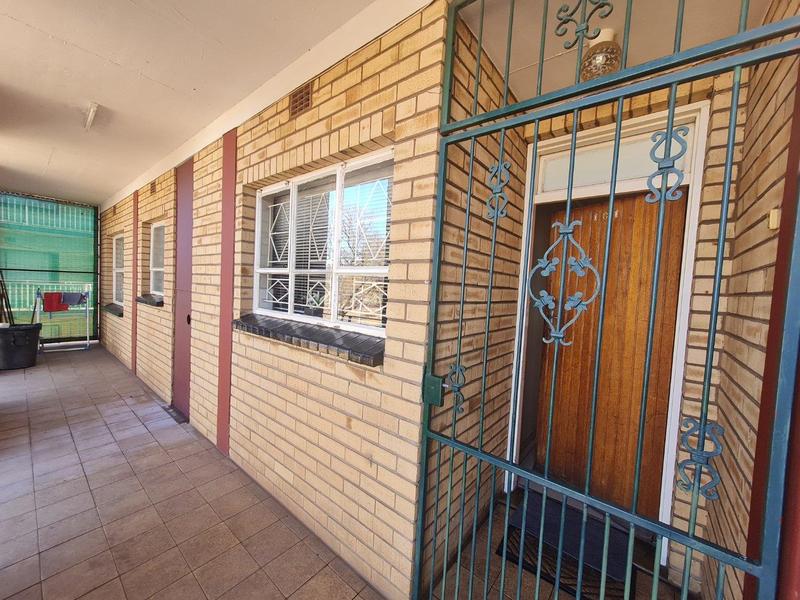 2 Bedroom Property for Sale in Vanderbijlpark CE 2 Gauteng