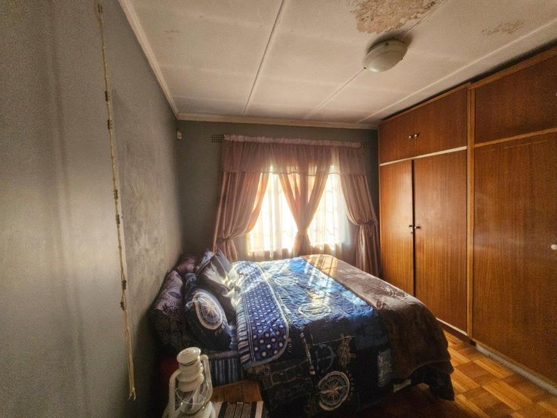 2 Bedroom Property for Sale in Vanderbijlpark CW 5 Gauteng