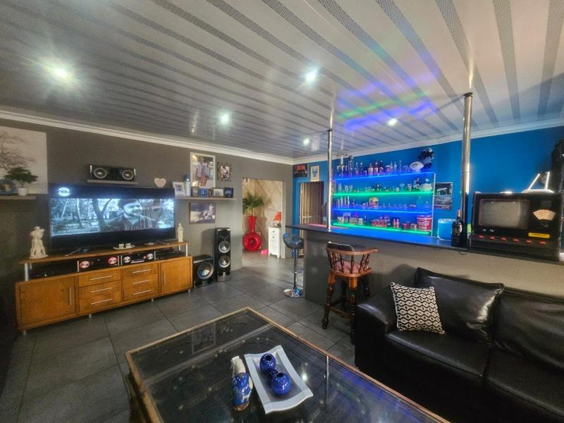 2 Bedroom Property for Sale in Vanderbijlpark CW 5 Gauteng