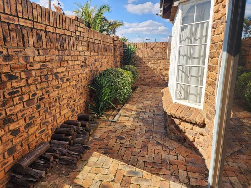 3 Bedroom Property for Sale in Vanderbijlpark SE 3 Gauteng