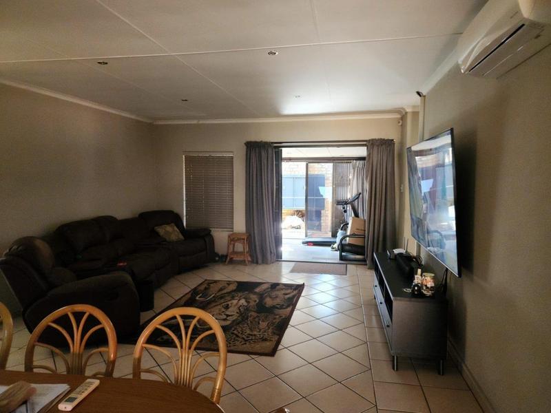 3 Bedroom Property for Sale in Vanderbijlpark SE 3 Gauteng