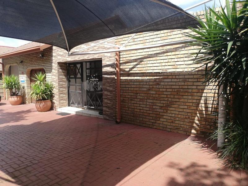 6 Bedroom Property for Sale in Vanderbijlpark SE 3 Gauteng