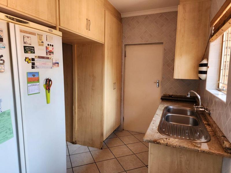 6 Bedroom Property for Sale in Vanderbijlpark SE 3 Gauteng