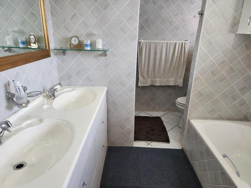 6 Bedroom Property for Sale in Vanderbijlpark SE 3 Gauteng