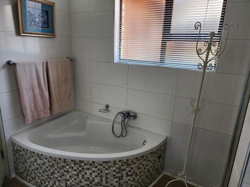 6 Bedroom Property for Sale in Vanderbijlpark SE 3 Gauteng