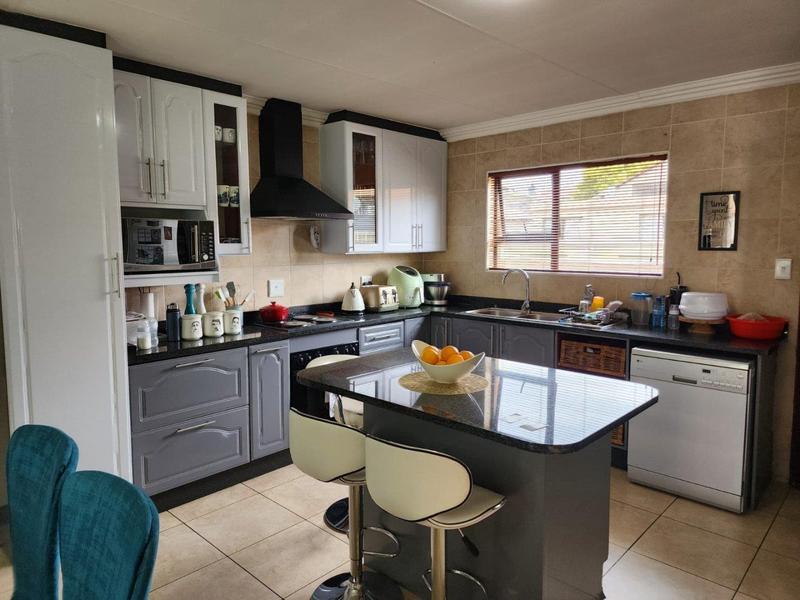 3 Bedroom Property for Sale in Vanderbijlpark SW 5 Gauteng
