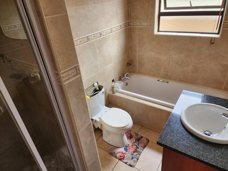 3 Bedroom Property for Sale in Vanderbijlpark SW 5 Gauteng