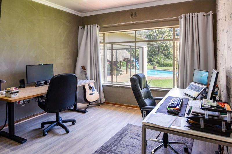 3 Bedroom Property for Sale in Vanderbijlpark SW 5 Gauteng