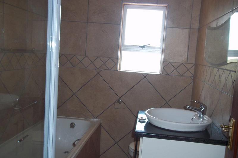 2 Bedroom Property for Sale in Drie Riviere Gauteng