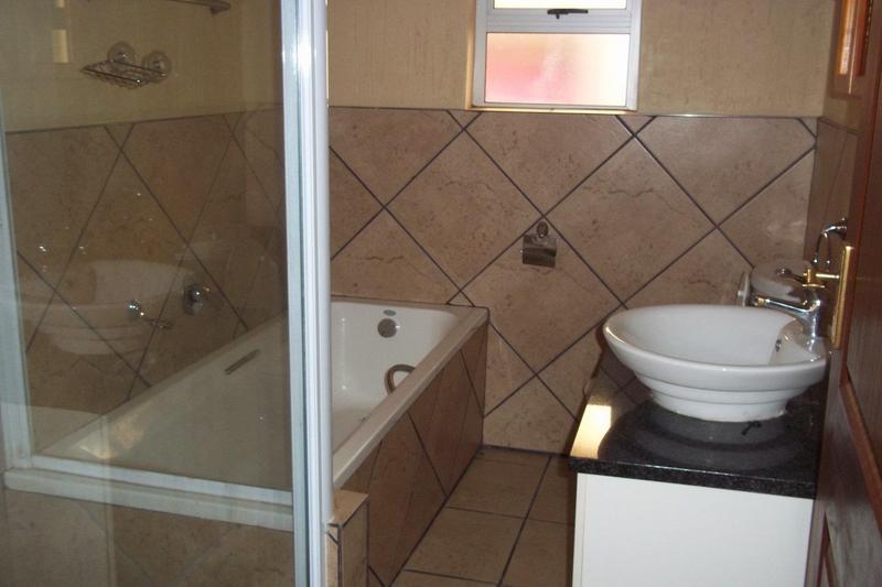 2 Bedroom Property for Sale in Drie Riviere Gauteng