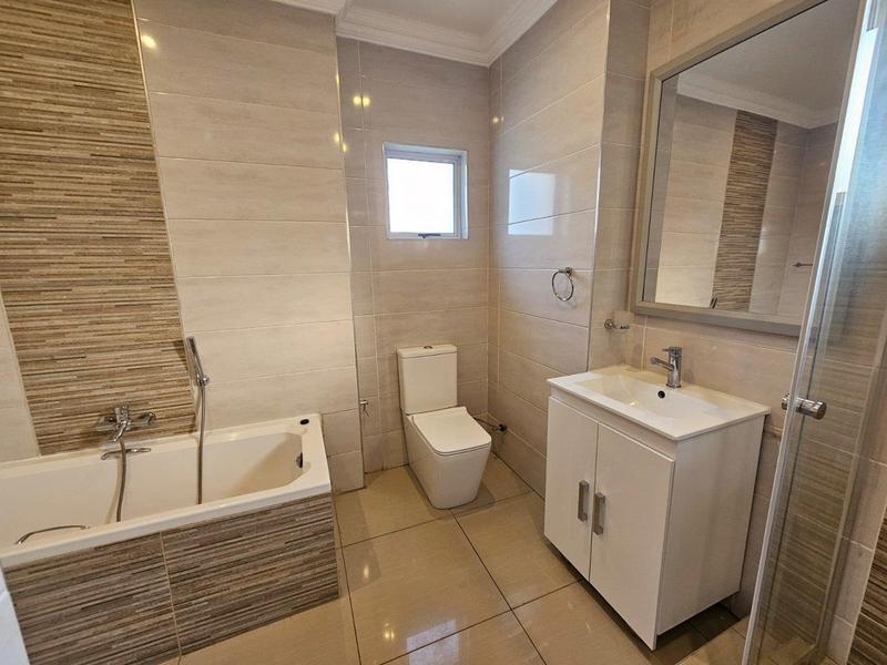 4 Bedroom Property for Sale in Riverspray Lifestyle Estate Gauteng
