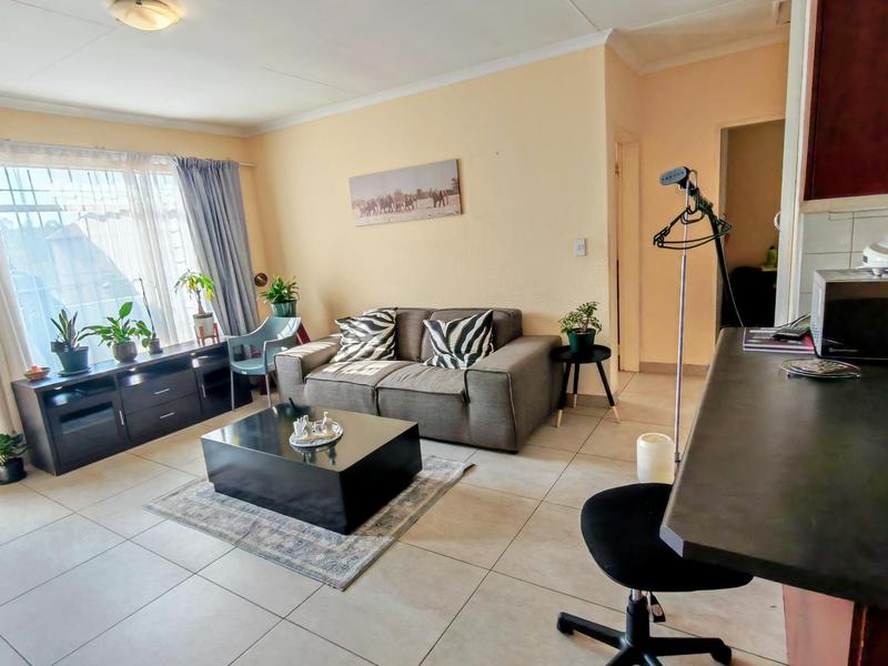 2 Bedroom Property for Sale in Vorna Valley Gauteng