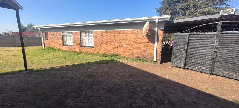 3 Bedroom Property for Sale in Witpoortjie Gauteng