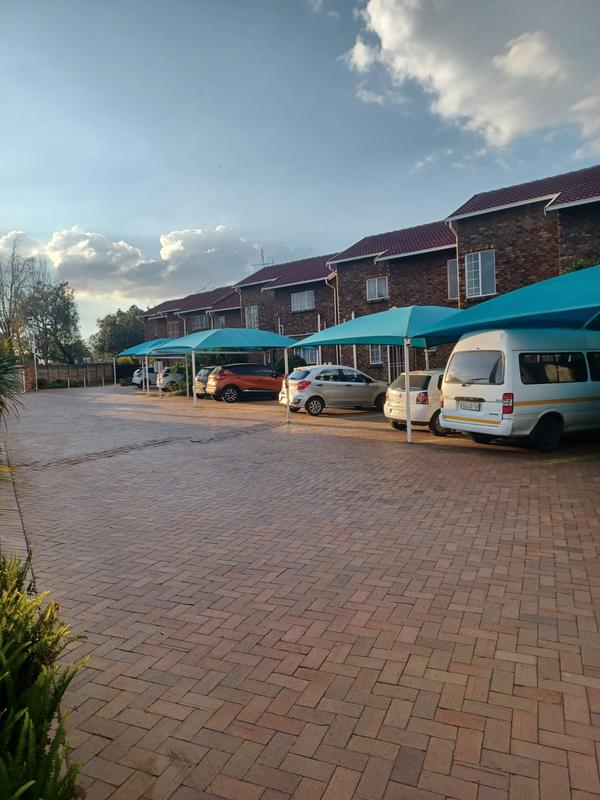 To Let 3 Bedroom Property for Rent in Van Riebeeck Park Gauteng