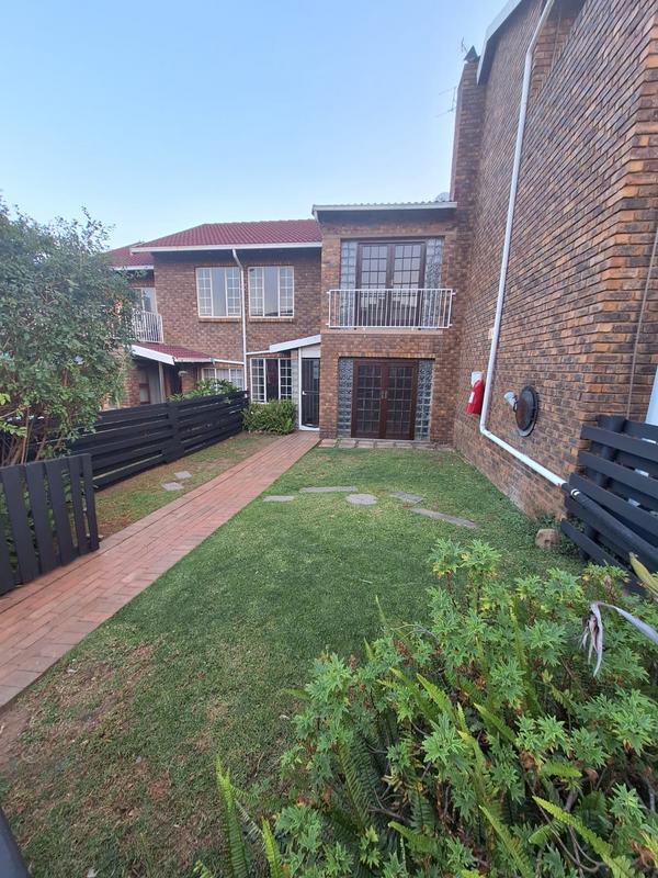 To Let 3 Bedroom Property for Rent in Van Riebeeck Park Gauteng