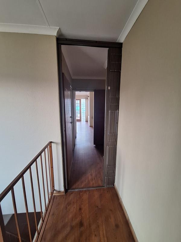 To Let 3 Bedroom Property for Rent in Van Riebeeck Park Gauteng