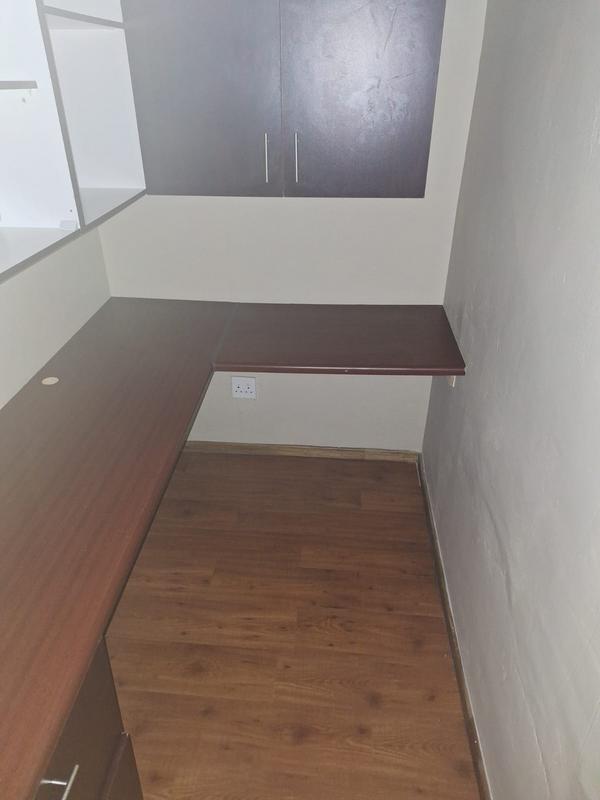 To Let 3 Bedroom Property for Rent in Van Riebeeck Park Gauteng