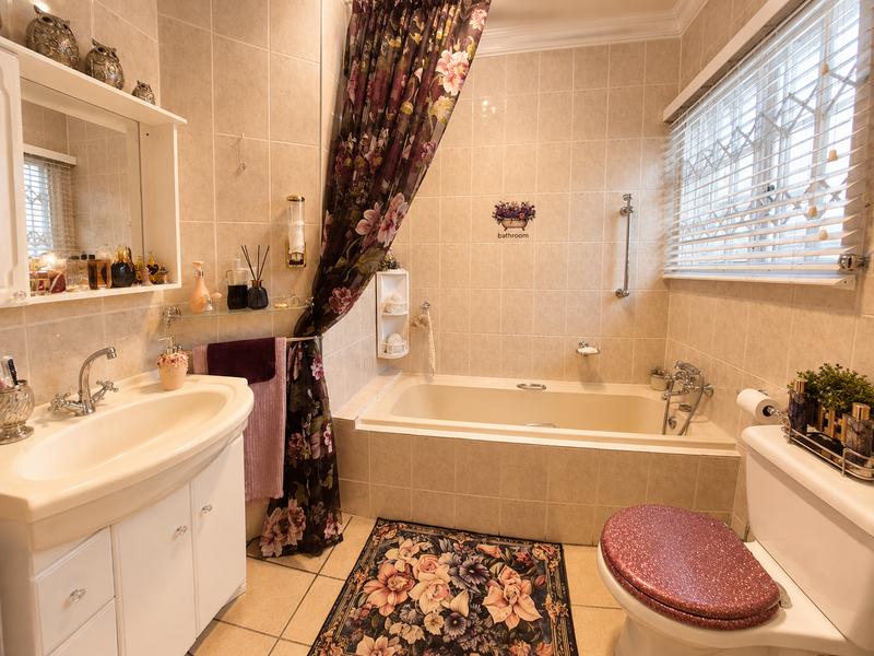 3 Bedroom Property for Sale in Three Rivers Gauteng