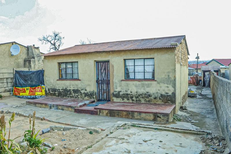 2 Bedroom Property for Sale in Tembisa Gauteng