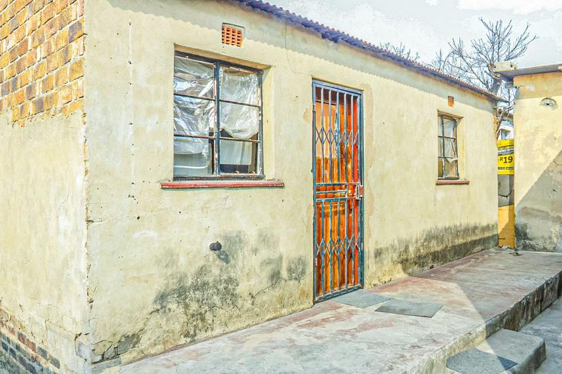 2 Bedroom Property for Sale in Tembisa Gauteng