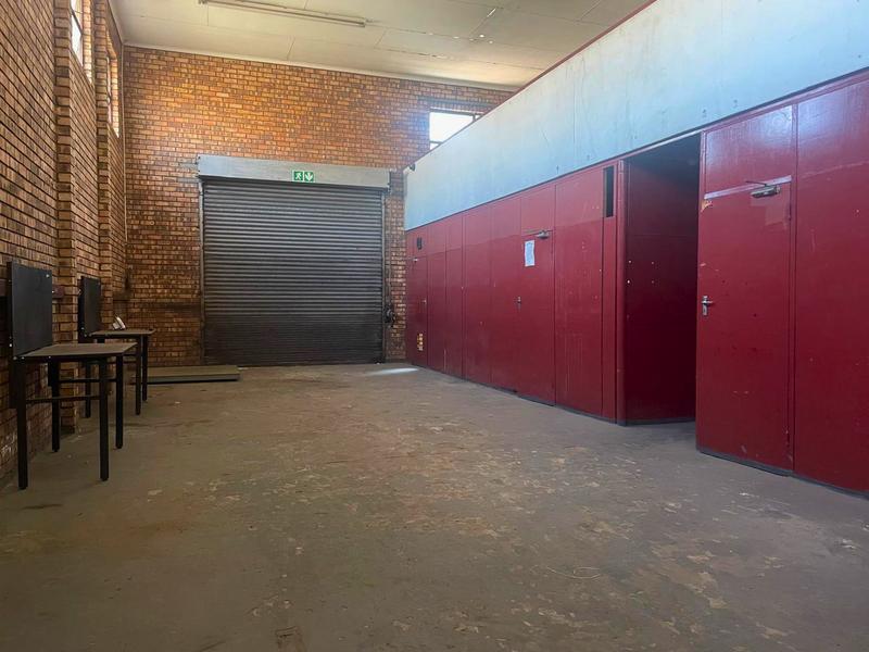 To Let Commercial Property for Rent in Bonaero Park Gauteng